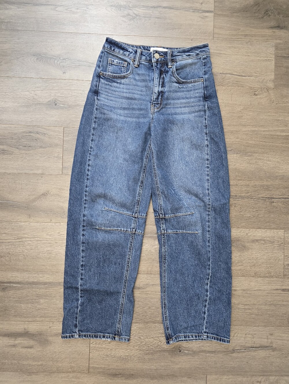BKE barrel jeans Medium Wash Size 25X28